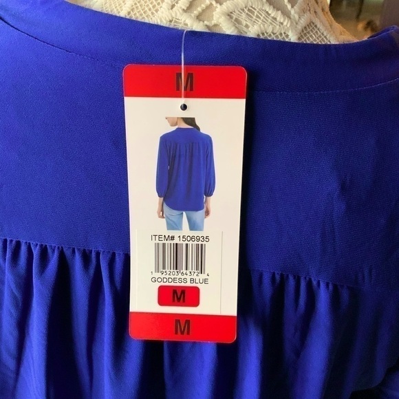 NWT Two by Vince Camaro Goddess Blue V neck medium shirt - Picture 4 of 10